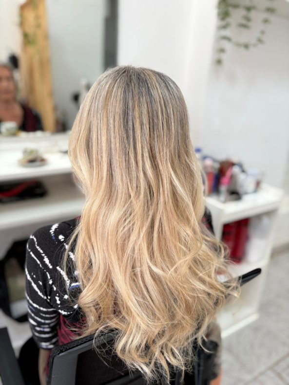 Peluquería Únicas – Estilo, cuidado y belleza en un solo lugar. - Image 2